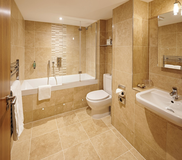 Bathroom 4, The Kings Arms, Dorset