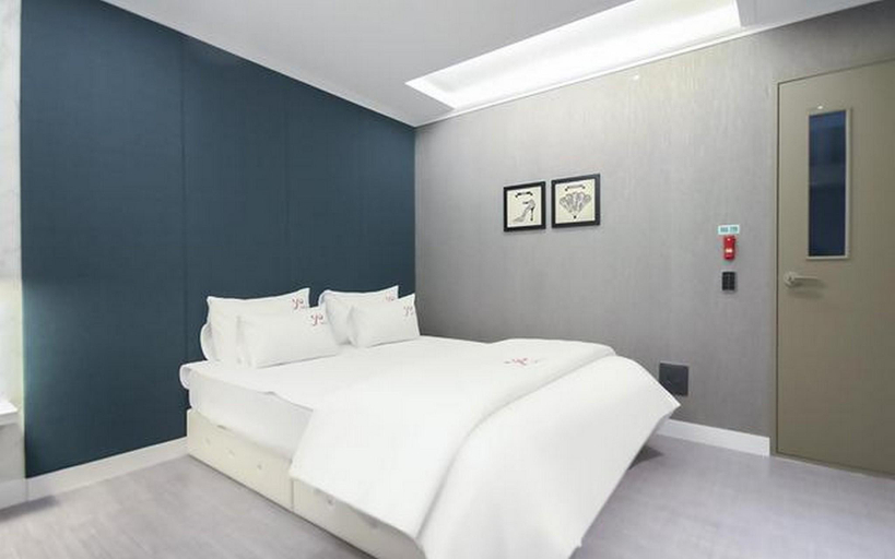 Bedroom 4, Changwon Myeongseodong YO, Changwon