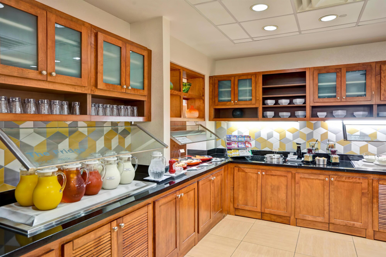 Food & Drinks 5, Hyatt Place Baltimore/BWI Airport, Anne Arundel