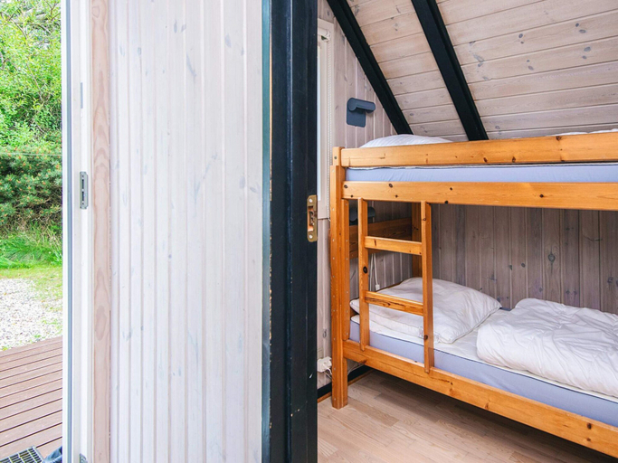 Bedroom 4, 4 Star Holiday Home in Romo, Tønder