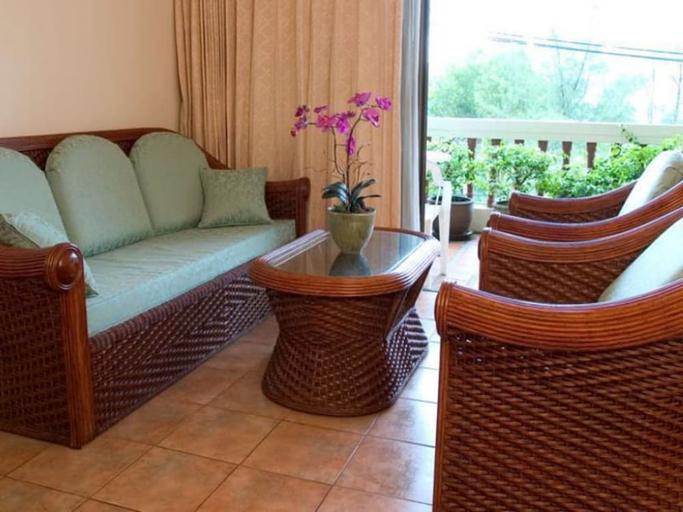 Public Area, Surin Bay Inn, Pulau Phuket