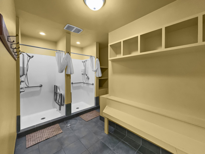 Bathroom 2, E101 Lake Cliffe 2 Bedroom Condo, Summit