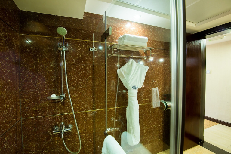 Bathroom 5, Caesar Hotel Oman, Bausher