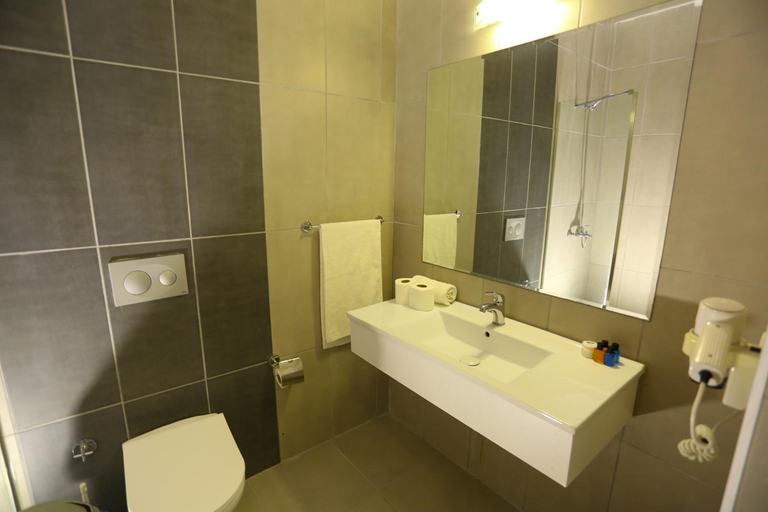Bathroom 3, Hotel Baba, Bodrum