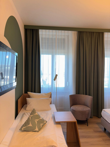 Bedroom 3, Gästehaus Centro, Konstanz