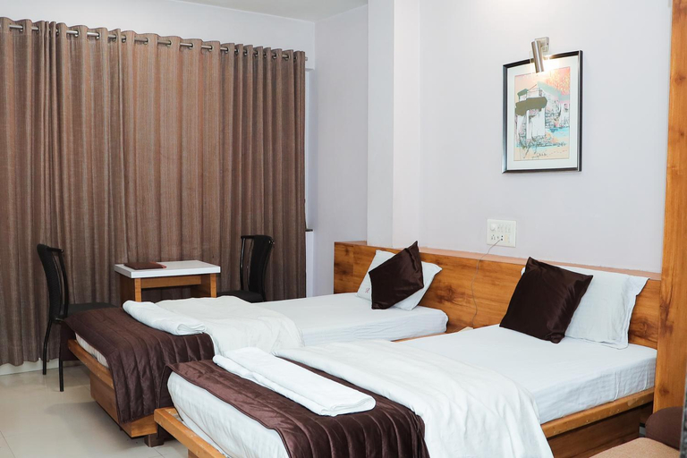 Bedroom 2, Hotel Royal Residency Executive, Sangli