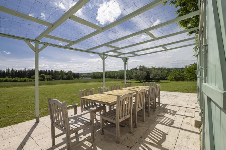 Room 5, Villa Moundo 10p With Pool Nearby Monflanquin, Lot-et-Garonne