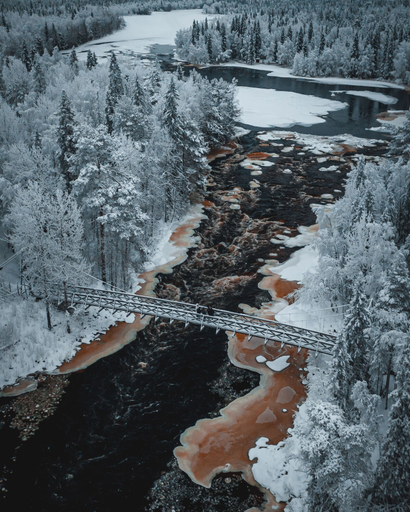 Hiking 5, Halo Igloos - Private Sauna & Hot Tub, Lapland