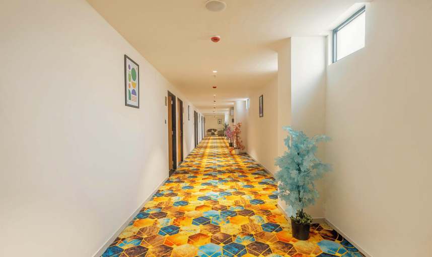 Others 5, Treebo Executive Suites, Gandhinagar
