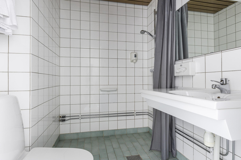 Bathroom 4, Best Western Hotel Kramm, Kramfors