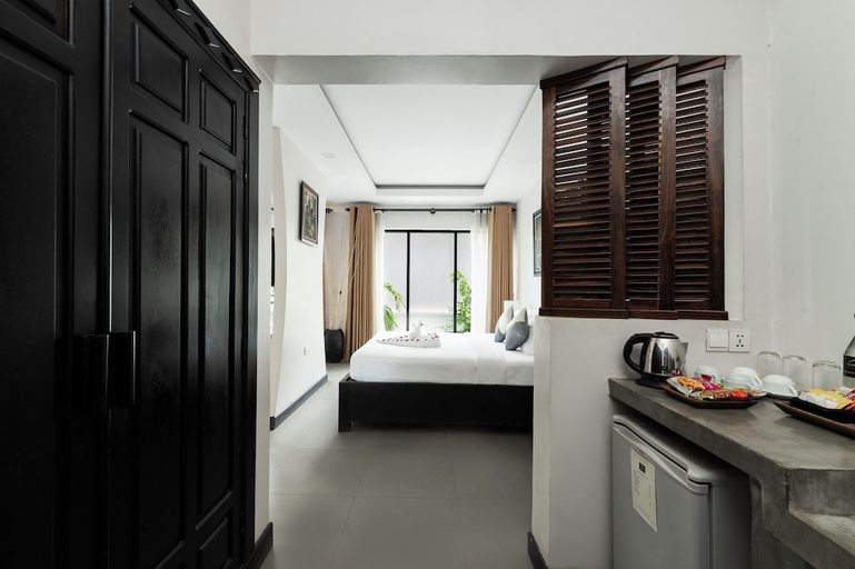 Others 4, Peak Elite Boutique, Siem Reap