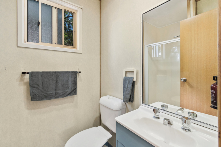 Bathroom 3, Mittagong Holiday Park, Wingecarribee
