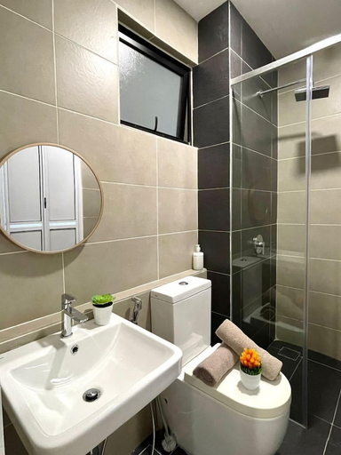 Bathroom 5, D'pristine By Antlerzone, Johor Bahru