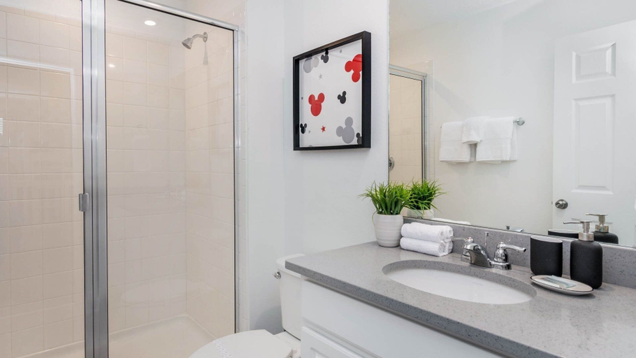 Bathroom 2, Solara Resort 4 Bedroom Townhome- Private Pool 4 Townhouse, Osceola