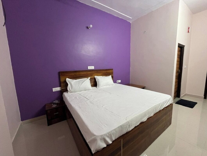 Room 2, Shree Hari palace, Mathura