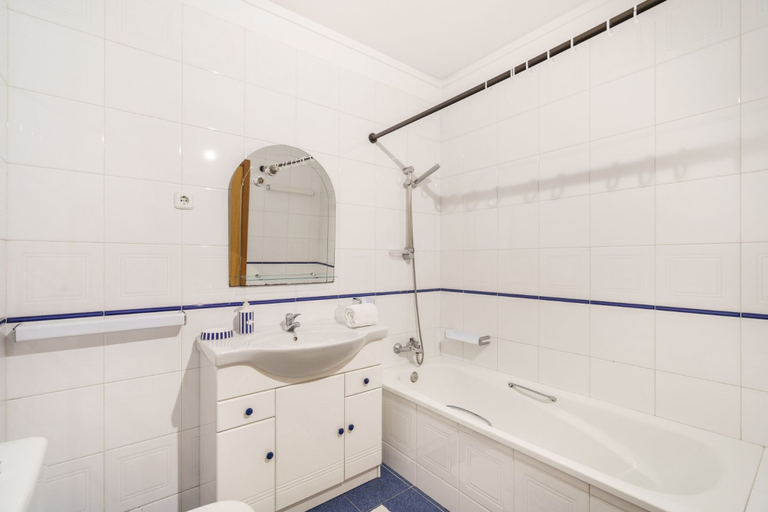 Room 3, Ofir Beach Lodge By Minho's Guest, Esposende