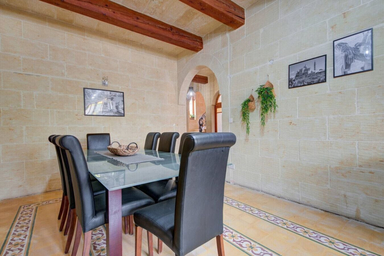 Room 4, Klementa the Private Villa With Pool in G arb Gozo