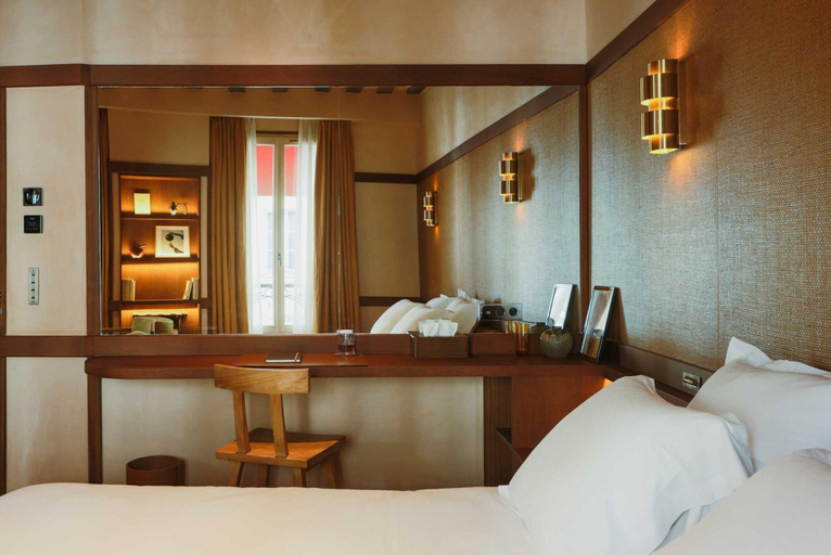 Interior 5, Confidential Room 4, a Stone's Throw From the Louvre, Paris