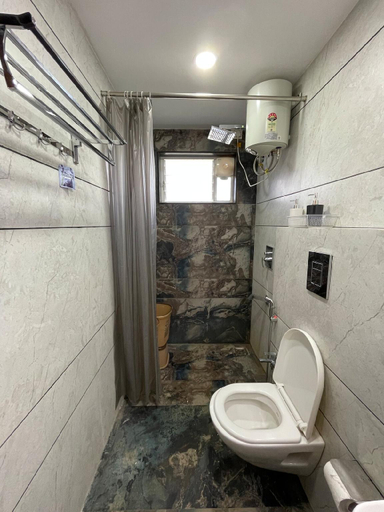 Bathroom 4, Unnati Farm: An Oasis of Tranquility, Nashik