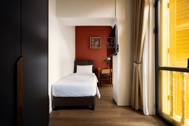 Bedroom 4, Hmlet Chinatown, Singapore