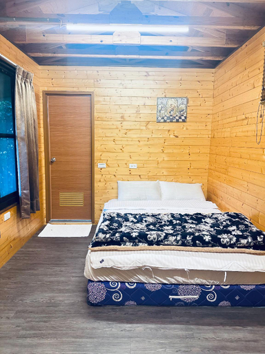 Bedroom 2, Owl I got it, Nantou