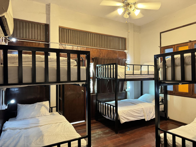 Bedroom 2, Female Dorm Bed Ideal for Solo Adventurers, Muang Chiang Mai