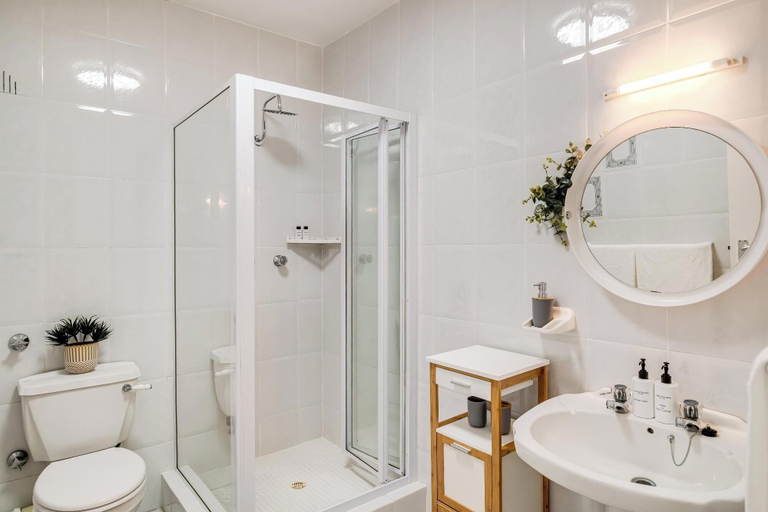 Room 5, Camps Bay Seaside Beach View Apartment Palm Bay, City of Cape Town