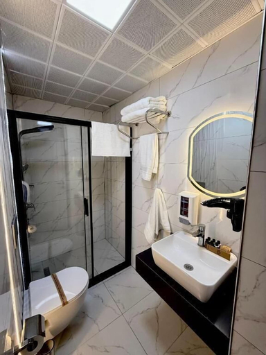 Bathroom 5, Royal Sevens Otel, Merkez