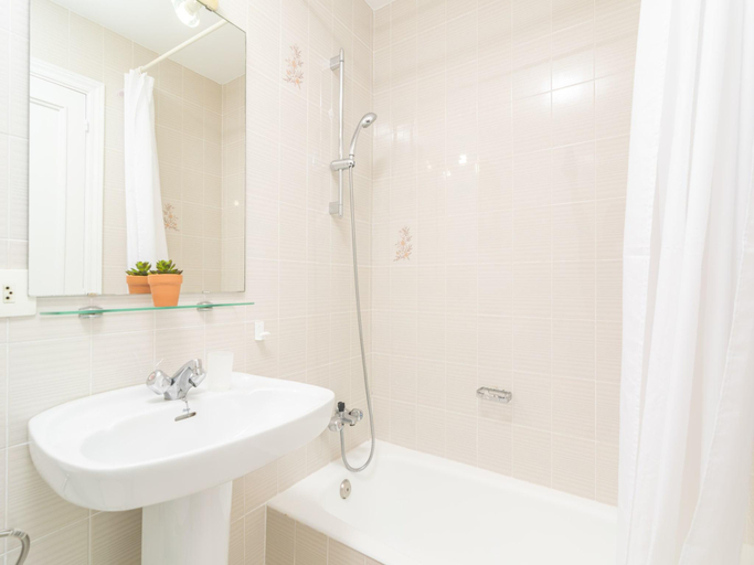 Bathroom 3, Villa Marina cala En Porter - Apartment, Baleares