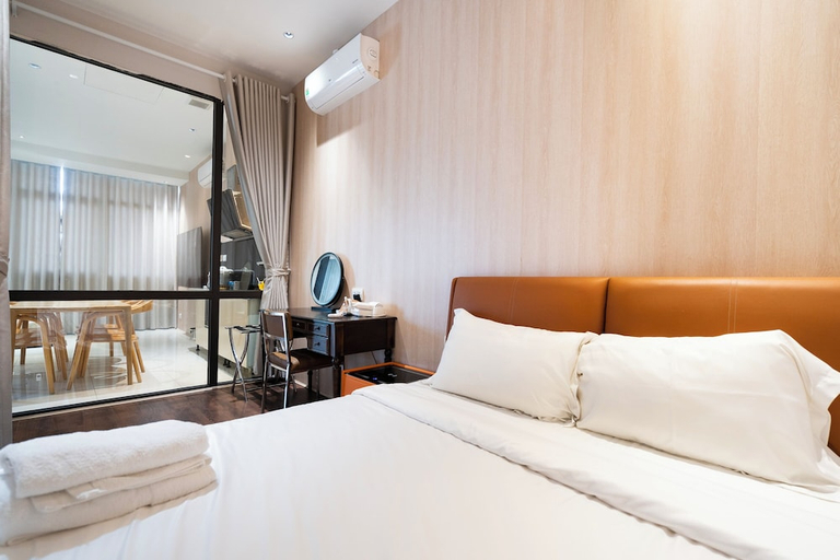 Bedroom 2, The Rixx Ben Thanh, Ho Chi Minh City