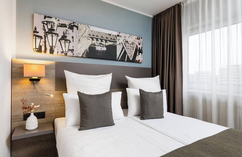 Bedroom 3, Leonardo Hotel Nürnberg, Nürnberg