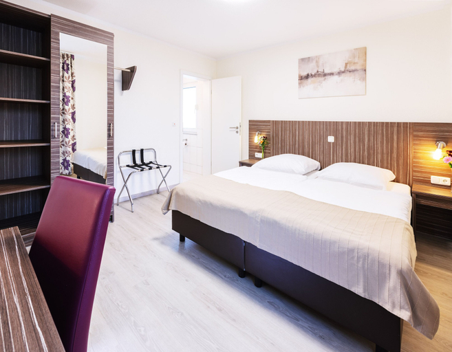 Bedroom 3, Pension Altes Backhaus, Erlangen-Höchstadt