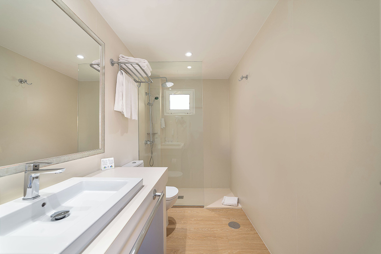 Bathroom 5, Arena Suite Hotel - Adults Only, Las Palmas
