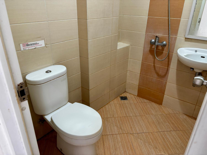 Bathroom, Wisma Delima, Central Jakarta