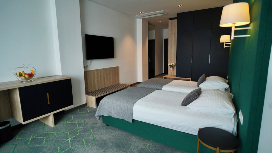 Bedroom 3, Hotel Diplomat, Zagreb