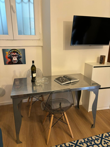 Room 2, Venini - Cozy 2 Bdroom Apartment in Loreto Area, Milano