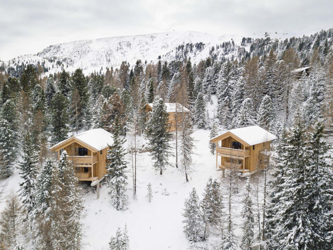 3, Superior Chalet 23 mit Sauna  Hot Tub, Murau