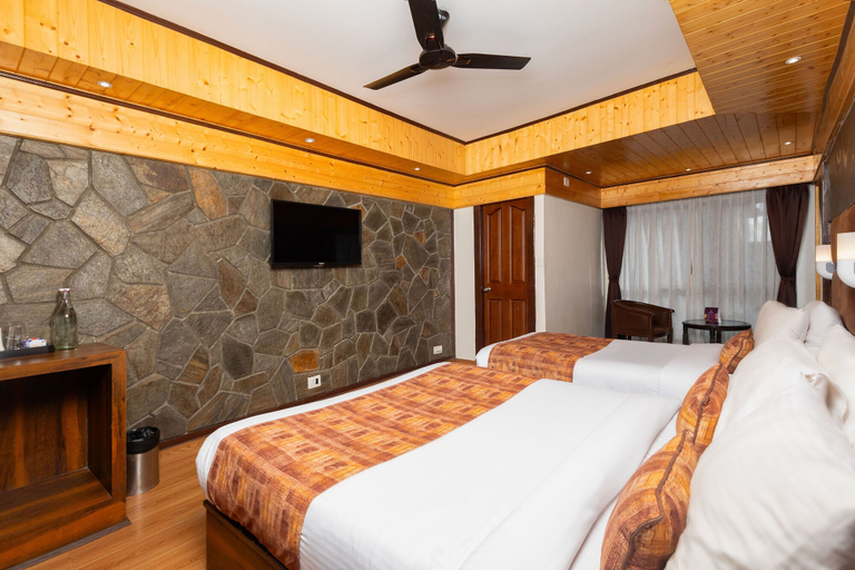 Bedroom 3, Sumitel Queens Yard, Darjiling