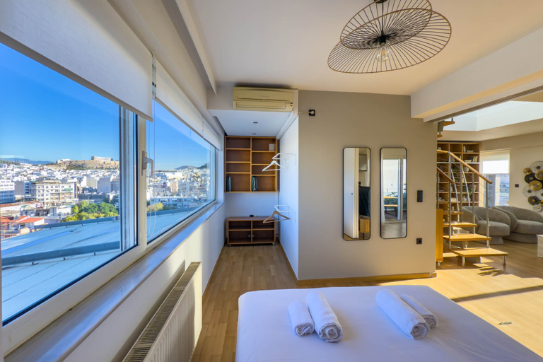 Room 3, Acropolis Sky Retreat Jacuzzi 3BR Maisonette, Attica