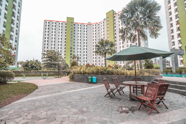 Food & Drinks 5, Dancenter Apartment Green Lake View Ciputat, South Tangerang
