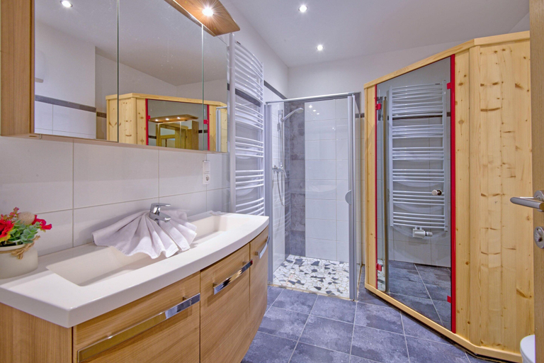 Bathroom 2, Apartment in Wildschonau With Shared Sauna, Kufstein