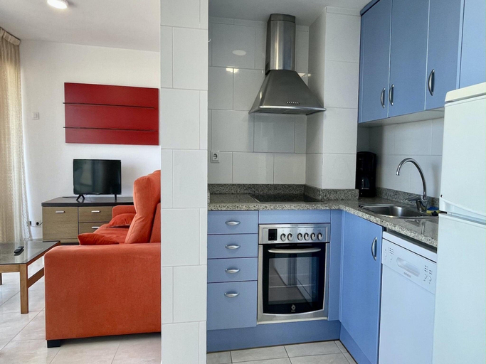 4, Apartment in Spain by the Sandy Beach, Girona