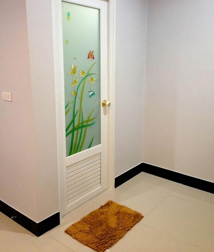 Others 5, The Premium Resort, Suwannaphum