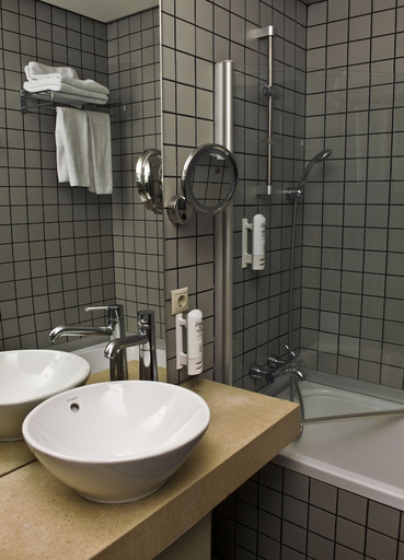 Bathroom 5, MY Hotel, Konak