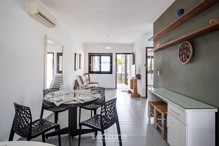 Dining 2, House w/ 3 Bedrooms and Barbecue Lpb0000, Garopaba