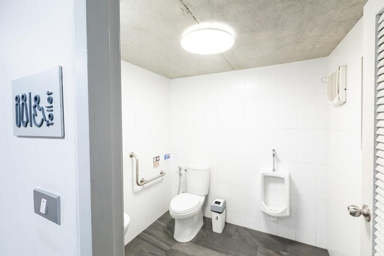 Bathroom 4, Cubic Bangna Hotel, Bang Na