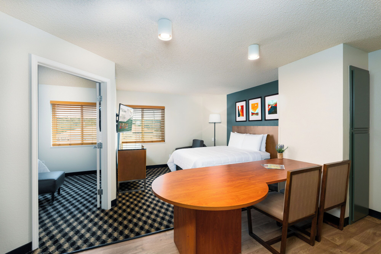 Bedroom 3, Mcm Elegante Suites, El Paso