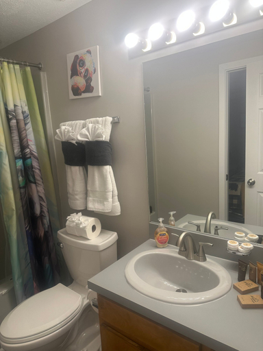 Room 4, The Getaway at Wintergreen, Nelson