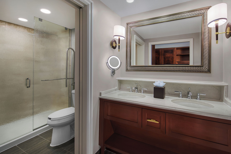 Bathroom 5, Disney's Yacht Club Resort, Orange