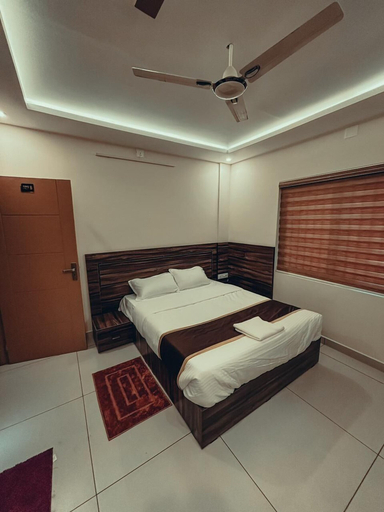 Room 5, Azay Luxurious Apartment, Wayanad